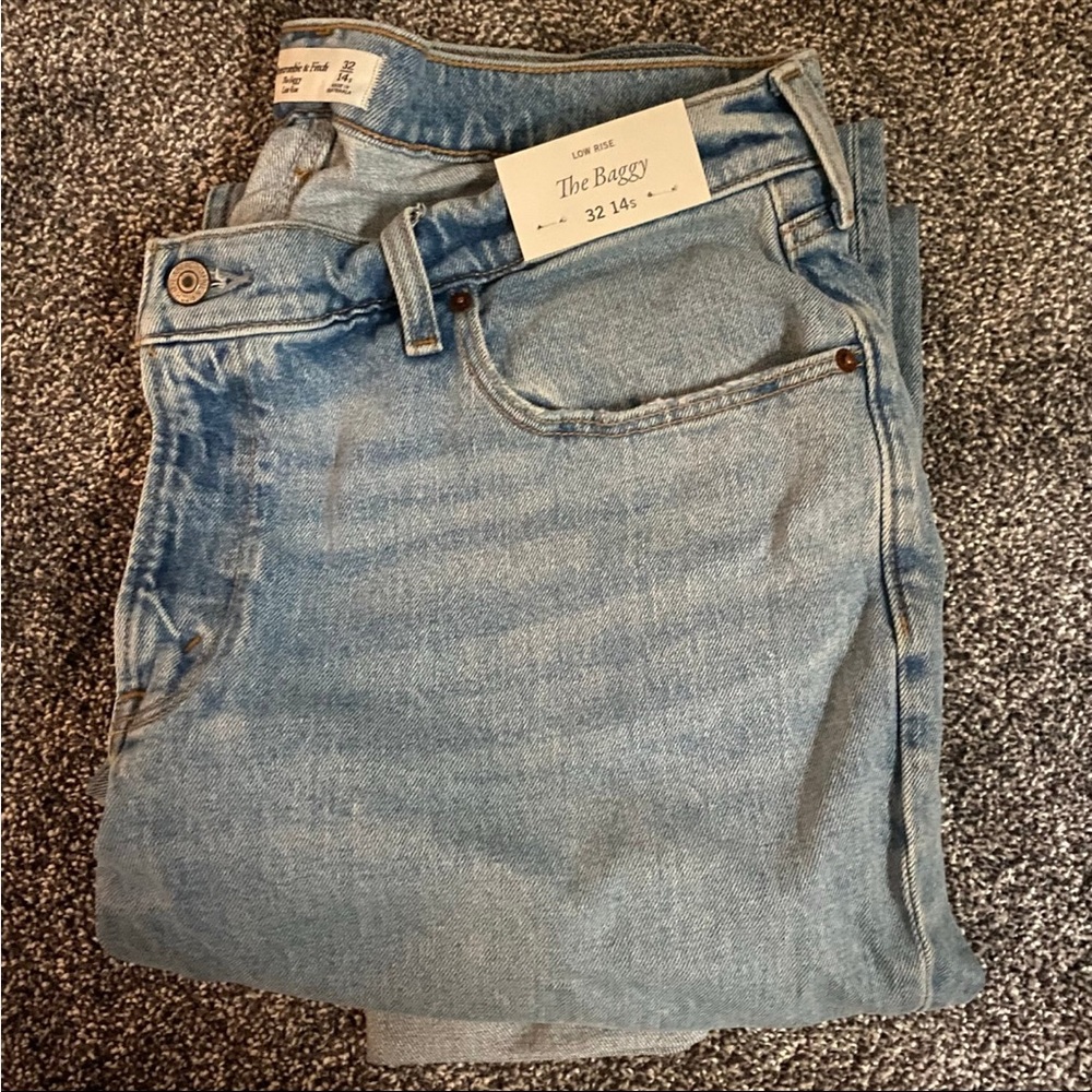 Abercrombie Low Rise Baggy Jean